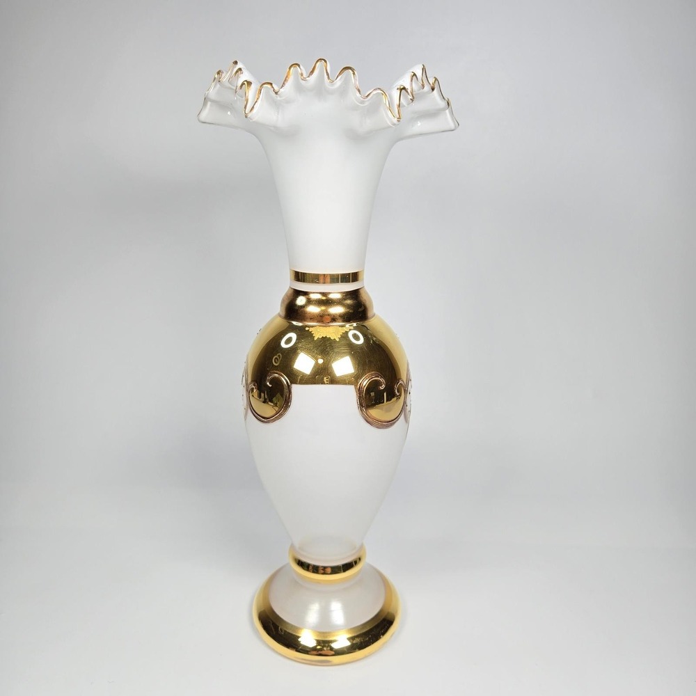 Vintage Bohemian Czech Gold Gilt Raised Enamel Hand-painted Vase Urn Ruffled 10" - Picture 3 of 11
